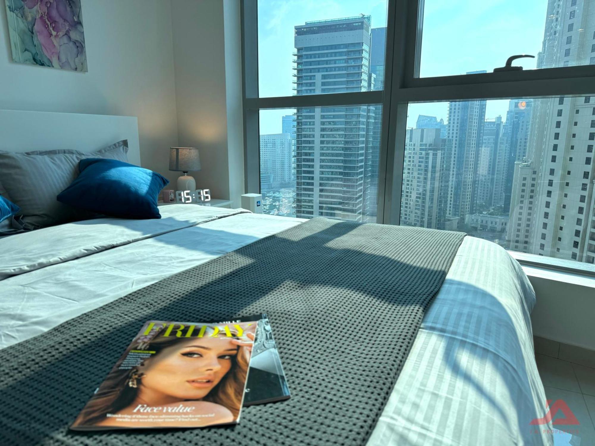 Cozy Marina & Sea View In Bay Tower With Modern Gym & Pool, Steps To & Metro Apartment